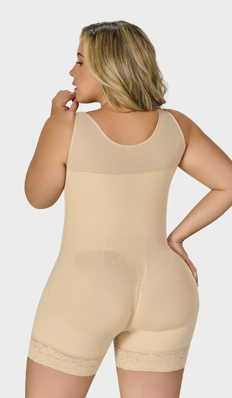 Faja corta colombiana MyD con brasier postoperatoria reductora F0029