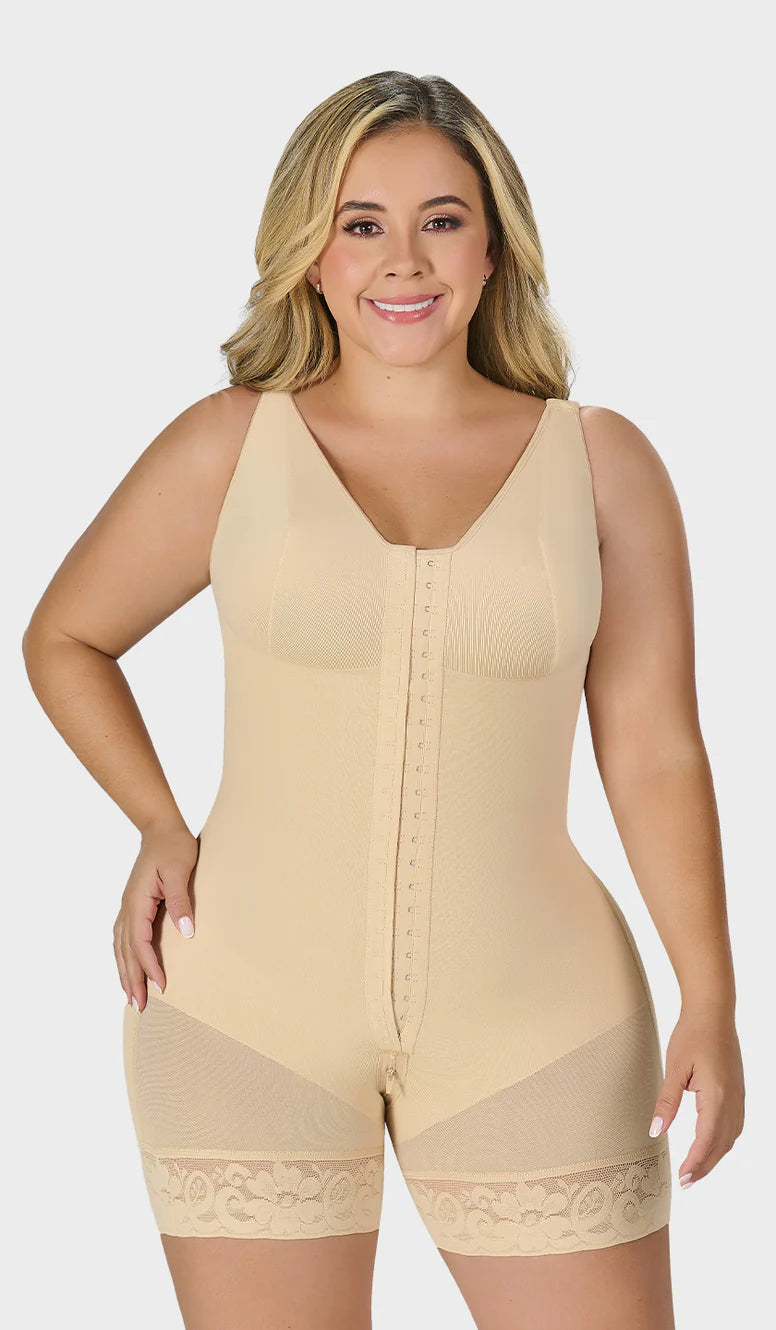 Faja corta colombiana MyD con brasier postoperatoria reductora F0029