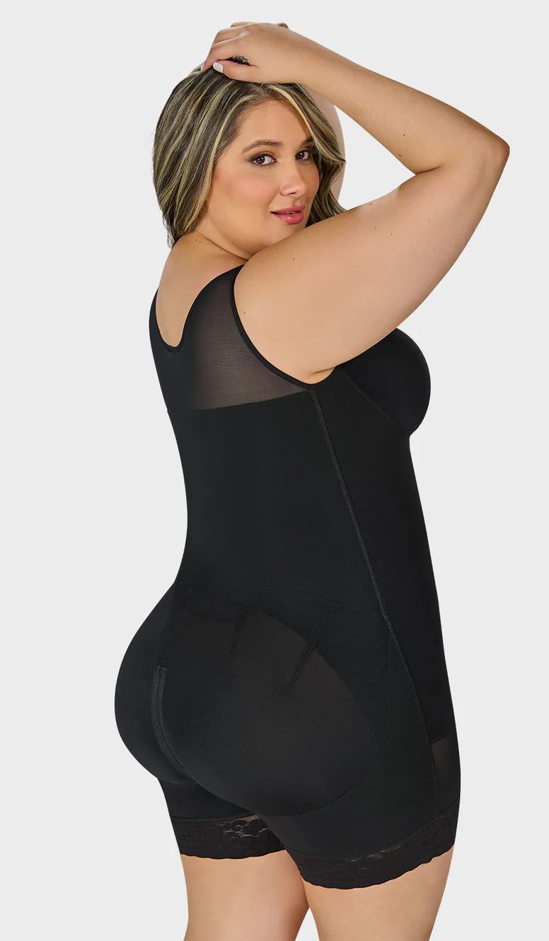 Faja corta colombiana MyD con brasier postoperatoria reductora F0029