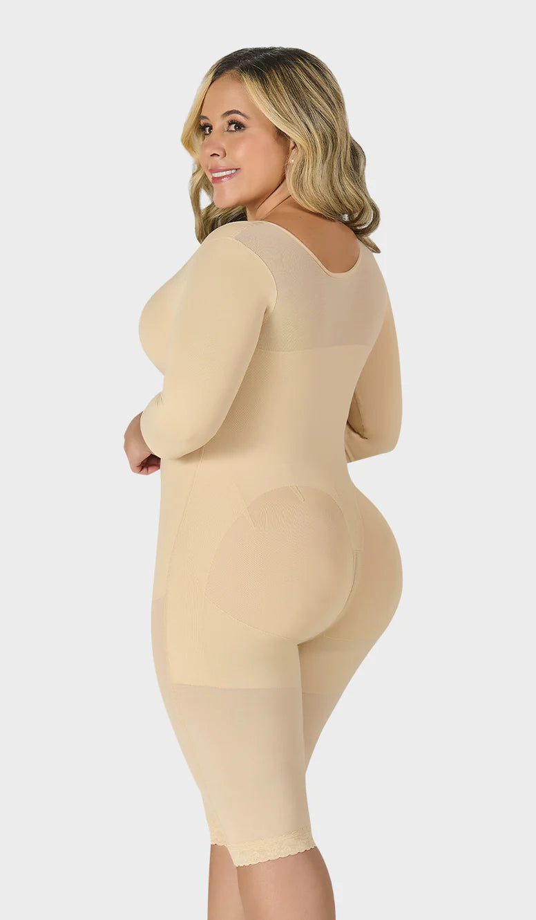 Faja colombiana completa MyD postoperatoria F0161