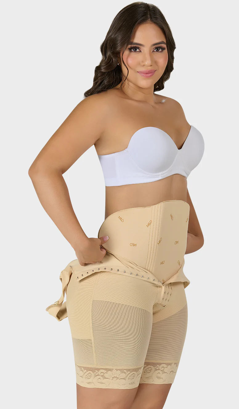 Tabla anatómica con protectores laterales. REF. TA102 MyD