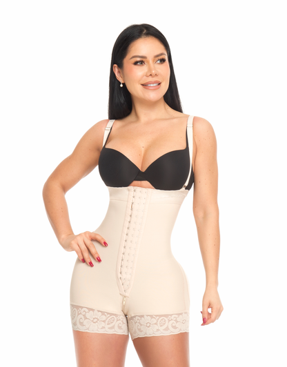 Faja colombiana moldeadora extra corta strapless con ganchos. REF 1391 ESTILIZA